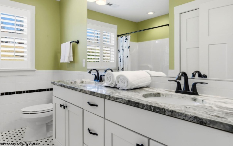 407 Sanctuary Cove, Morgantown, West Virginia 26508, 3 Bedrooms Bedrooms, 8 Rooms Rooms,2 BathroomsBathrooms,Single Family Detached,For Sale,Sanctuary,10163044