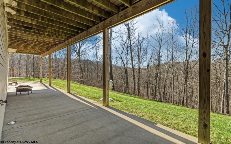 407 Sanctuary Cove, Morgantown, West Virginia 26508, 3 Bedrooms Bedrooms, 8 Rooms Rooms,2 BathroomsBathrooms,Single Family Detached,For Sale,Sanctuary,10163044