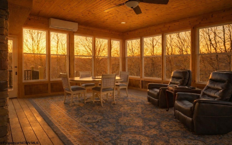 407 Sanctuary Cove, Morgantown, West Virginia 26508, 3 Bedrooms Bedrooms, 8 Rooms Rooms,2 BathroomsBathrooms,Single Family Detached,For Sale,Sanctuary,10163044