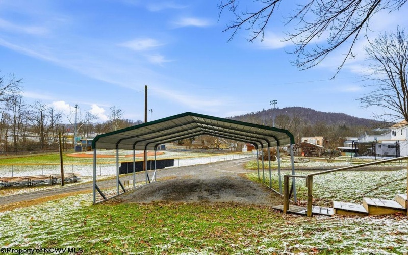 85 Charles Street, Shinnston, West Virginia 26431, 3 Bedrooms Bedrooms, 7 Rooms Rooms,2 BathroomsBathrooms,Single Family Detached,For Sale,Charles,10163038