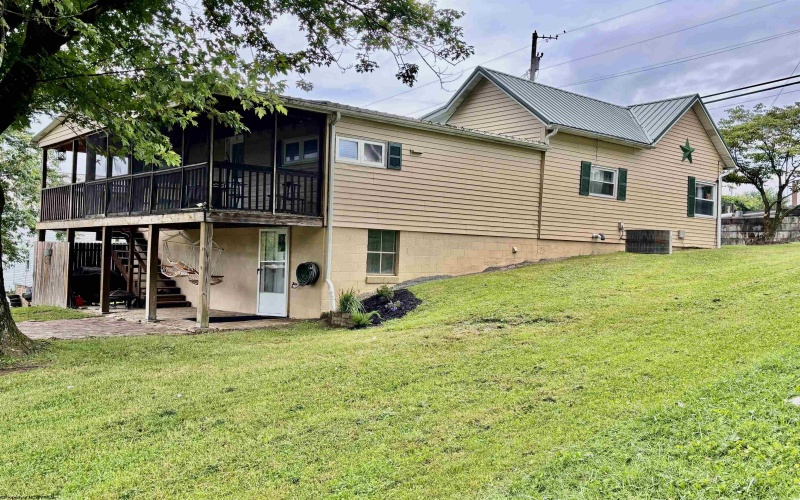 85 Charles Street, Shinnston, West Virginia 26431, 3 Bedrooms Bedrooms, 7 Rooms Rooms,2 BathroomsBathrooms,Single Family Detached,For Sale,Charles,10163038