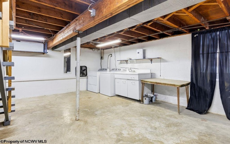 85 Charles Street, Shinnston, West Virginia 26431, 3 Bedrooms Bedrooms, 7 Rooms Rooms,2 BathroomsBathrooms,Single Family Detached,For Sale,Charles,10163038