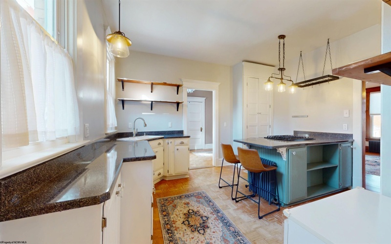 803 Benoni Avenue, Fairmont, West Virginia 26554, 6 Bedrooms Bedrooms, 13 Rooms Rooms,3 BathroomsBathrooms,Single Family Detached,For Sale,Benoni,10163041