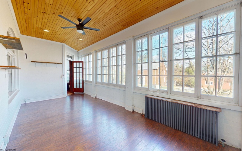 803 Benoni Avenue, Fairmont, West Virginia 26554, 6 Bedrooms Bedrooms, 13 Rooms Rooms,3 BathroomsBathrooms,Single Family Detached,For Sale,Benoni,10163041