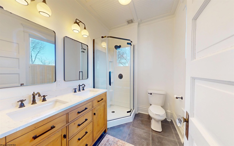 803 Benoni Avenue, Fairmont, West Virginia 26554, 6 Bedrooms Bedrooms, 13 Rooms Rooms,3 BathroomsBathrooms,Single Family Detached,For Sale,Benoni,10163041