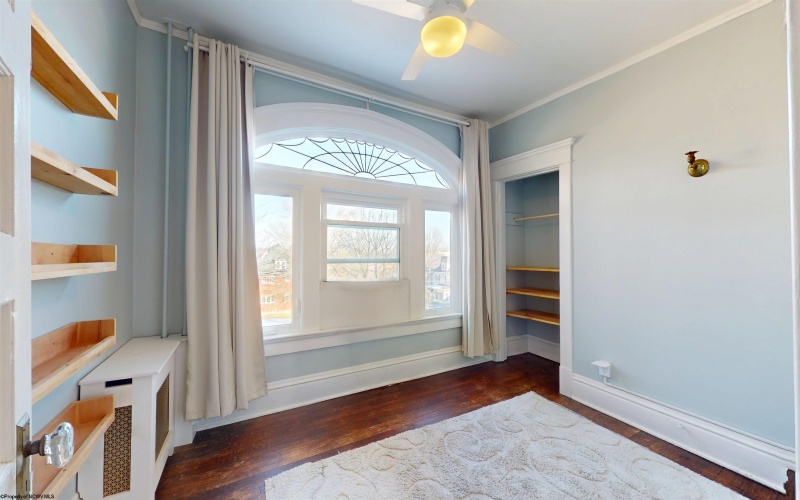 803 Benoni Avenue, Fairmont, West Virginia 26554, 6 Bedrooms Bedrooms, 13 Rooms Rooms,3 BathroomsBathrooms,Single Family Detached,For Sale,Benoni,10163041