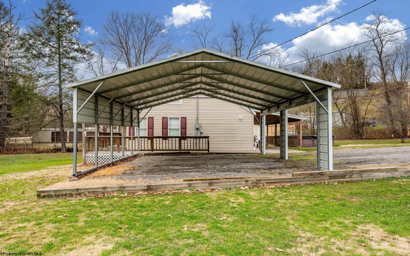 122 Robinson Run Road, Maidsville, West Virginia 26541, 3 Bedrooms Bedrooms, 6 Rooms Rooms,2 BathroomsBathrooms,Single Family Detached,For Sale,Robinson Run,10163059