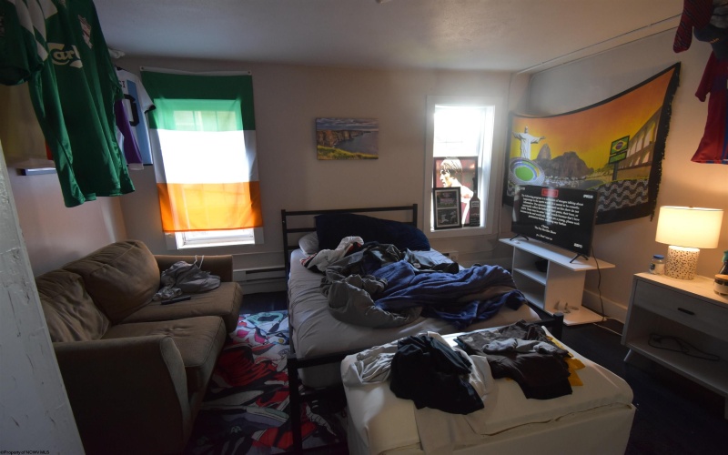 678 Spruce Street, Morgantown, West Virginia 26505, 9 Bedrooms Bedrooms, 12 Rooms Rooms,3 BathroomsBathrooms,Residential Rentals,For Rent,Spruce,10163054