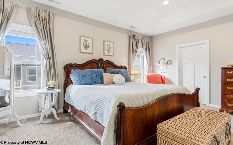 225 Frisco Lane, Bridgeport, West Virginia 26330, 3 Bedrooms Bedrooms, 7 Rooms Rooms,2 BathroomsBathrooms,Single Family Detached,For Sale,Frisco,10163051