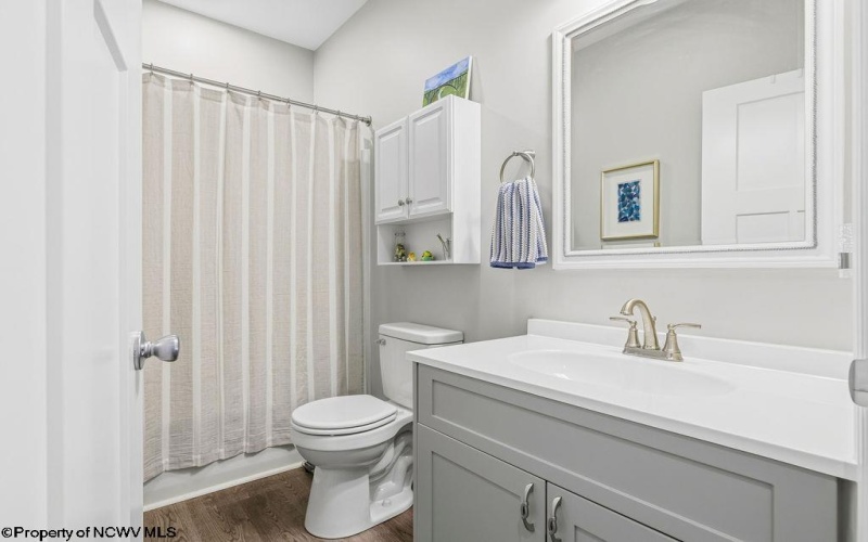 225 Frisco Lane, Bridgeport, West Virginia 26330, 3 Bedrooms Bedrooms, 7 Rooms Rooms,2 BathroomsBathrooms,Single Family Detached,For Sale,Frisco,10163051