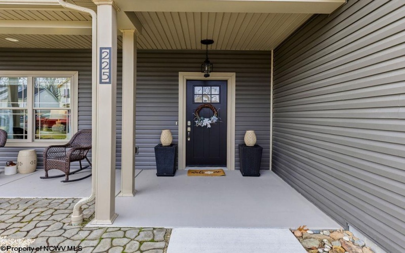 225 Frisco Lane, Bridgeport, West Virginia 26330, 3 Bedrooms Bedrooms, 7 Rooms Rooms,2 BathroomsBathrooms,Single Family Detached,For Sale,Frisco,10163051