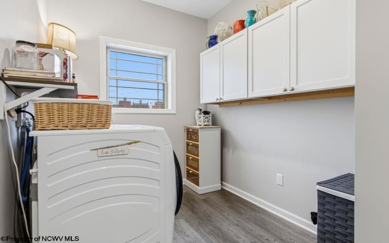 225 Frisco Lane, Bridgeport, West Virginia 26330, 3 Bedrooms Bedrooms, 7 Rooms Rooms,2 BathroomsBathrooms,Single Family Detached,For Sale,Frisco,10163051