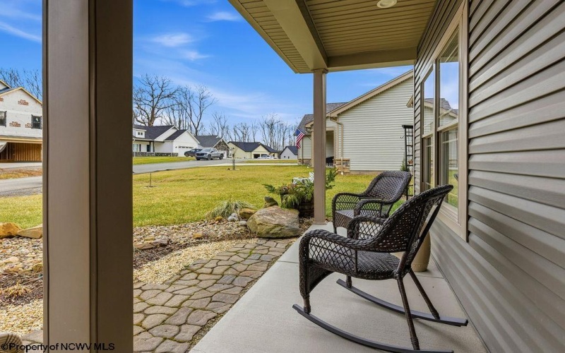 225 Frisco Lane, Bridgeport, West Virginia 26330, 3 Bedrooms Bedrooms, 7 Rooms Rooms,2 BathroomsBathrooms,Single Family Detached,For Sale,Frisco,10163051