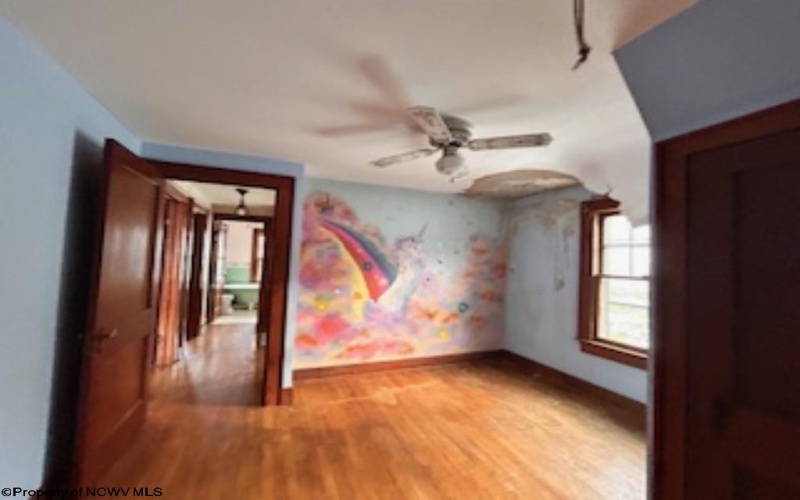 805 Chestnut Street, Clarksburg, West Virginia 26301, 3 Bedrooms Bedrooms, 10 Rooms Rooms,2 BathroomsBathrooms,Single Family Detached,For Sale,Chestnut,10163068