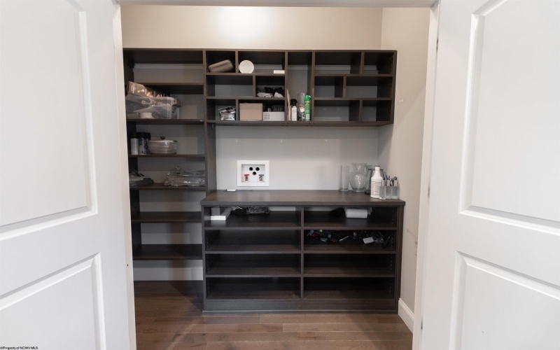 234 Mimosa Lane, Bridgeport, West Virginia 26330, 3 Bedrooms Bedrooms, 6 Rooms Rooms,2 BathroomsBathrooms,Single Family Attached,For Sale,Mimosa,10158185