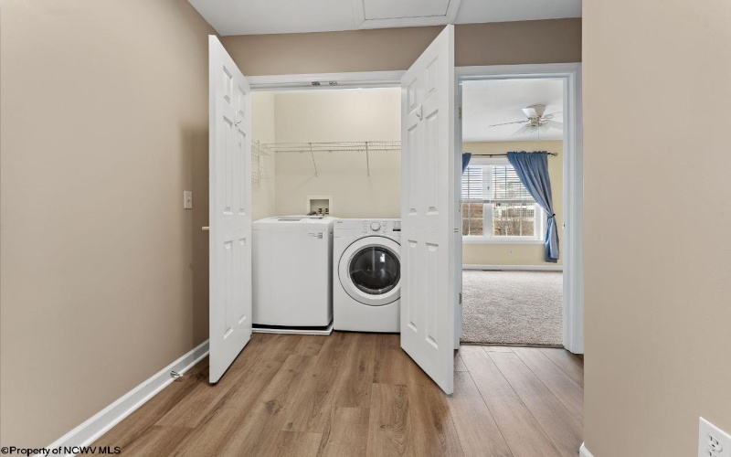 9 Willow Ridge Drive, Morgantown, West Virginia 26505, 2 Bedrooms Bedrooms, 5 Rooms Rooms,2 BathroomsBathrooms,Single Family Attached,For Sale,Willow Ridge,10163064