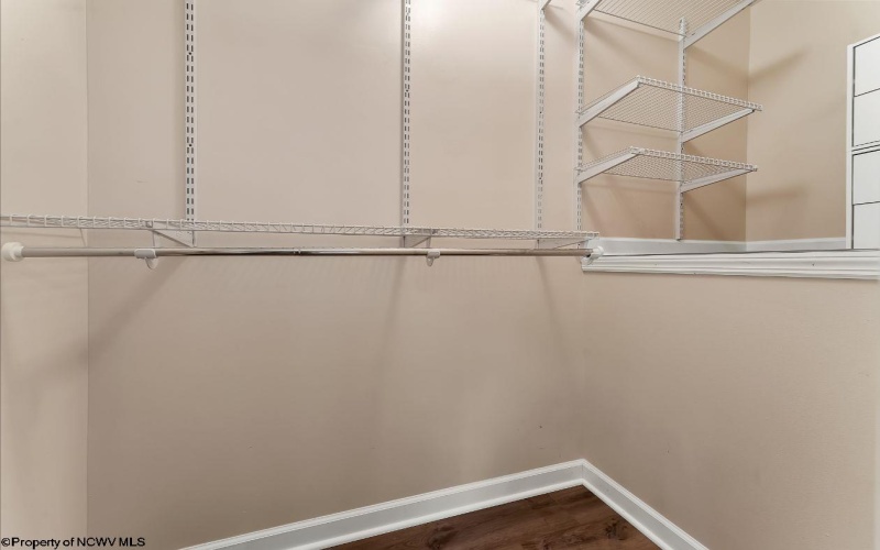 9 Willow Ridge Drive, Morgantown, West Virginia 26505, 2 Bedrooms Bedrooms, 5 Rooms Rooms,2 BathroomsBathrooms,Single Family Attached,For Sale,Willow Ridge,10163064