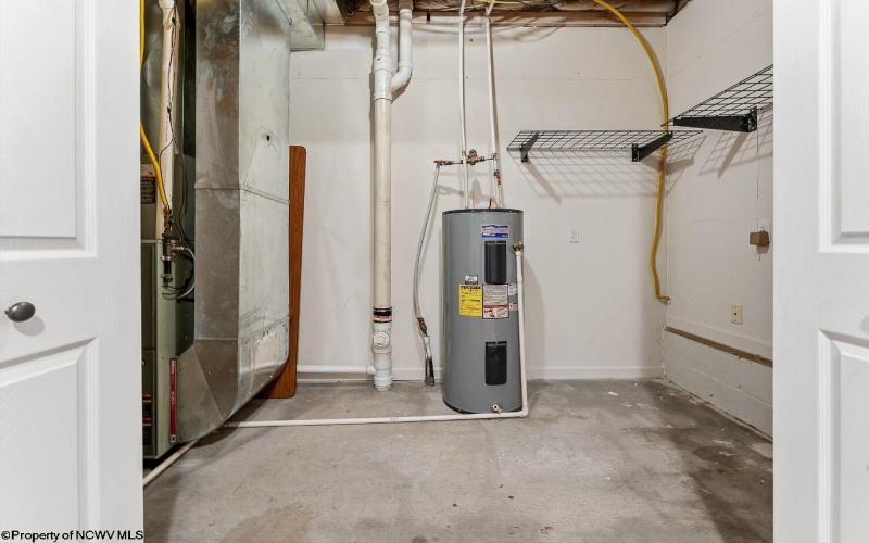 9 Willow Ridge Drive, Morgantown, West Virginia 26505, 2 Bedrooms Bedrooms, 5 Rooms Rooms,2 BathroomsBathrooms,Single Family Attached,For Sale,Willow Ridge,10163064