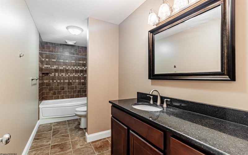 4 Palmetto Drive, Morgantown, West Virginia 26508, 3 Bedrooms Bedrooms, 7 Rooms Rooms,4 BathroomsBathrooms,Residential Rentals,For Rent,Palmetto,10163069