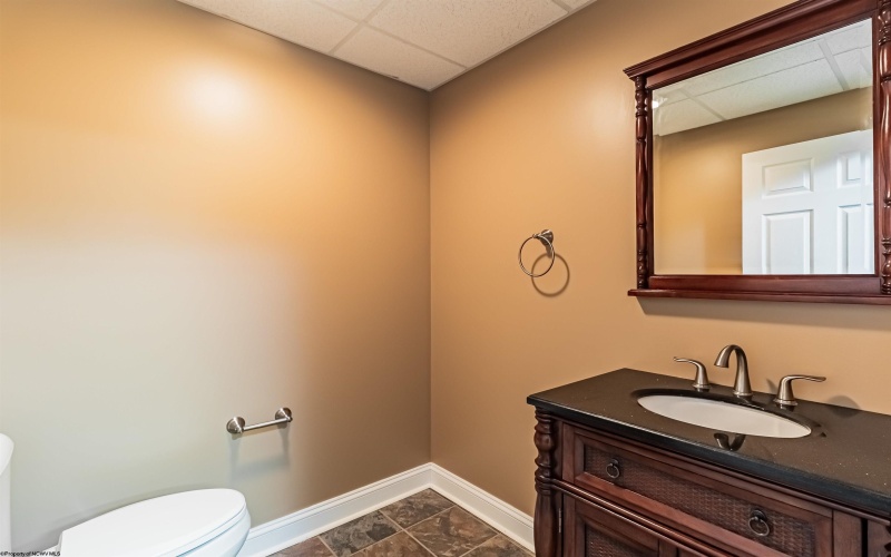 4 Palmetto Drive, Morgantown, West Virginia 26508, 3 Bedrooms Bedrooms, 7 Rooms Rooms,4 BathroomsBathrooms,Residential Rentals,For Rent,Palmetto,10163069