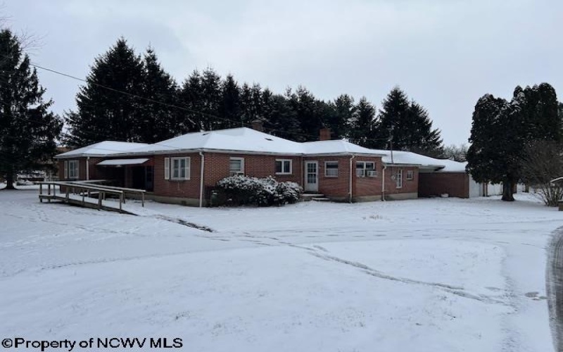 81 Pine Circle Drive, Elkins, West Virginia 26241, 3 Bedrooms Bedrooms, 8 Rooms Rooms,1 BathroomBathrooms,Single Family Detached,For Sale,Pine Circle,10163067