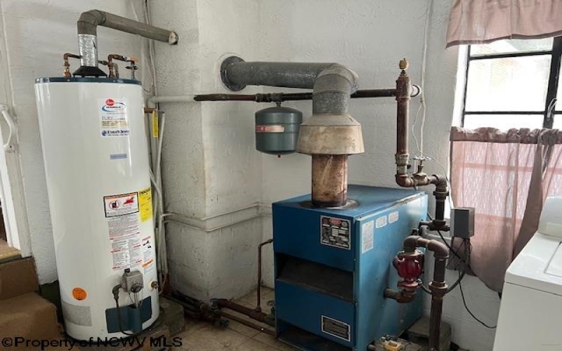 81 Pine Circle Drive, Elkins, West Virginia 26241, 3 Bedrooms Bedrooms, 8 Rooms Rooms,1 BathroomBathrooms,Single Family Detached,For Sale,Pine Circle,10163067