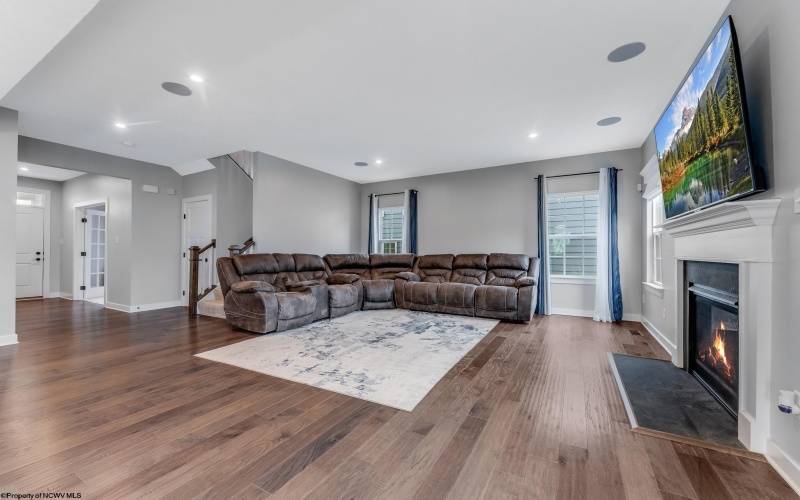 80 Lavista Drive, Morgantown, West Virginia 26508, 4 Bedrooms Bedrooms, 8 Rooms Rooms,2 BathroomsBathrooms,Single Family Detached,For Sale,Lavista,10163060