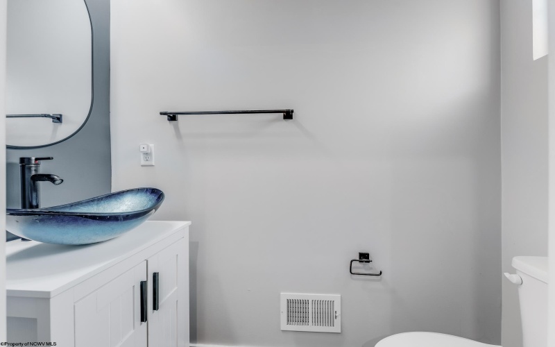 80 Lavista Drive, Morgantown, West Virginia 26508, 4 Bedrooms Bedrooms, 8 Rooms Rooms,2 BathroomsBathrooms,Single Family Detached,For Sale,Lavista,10163060