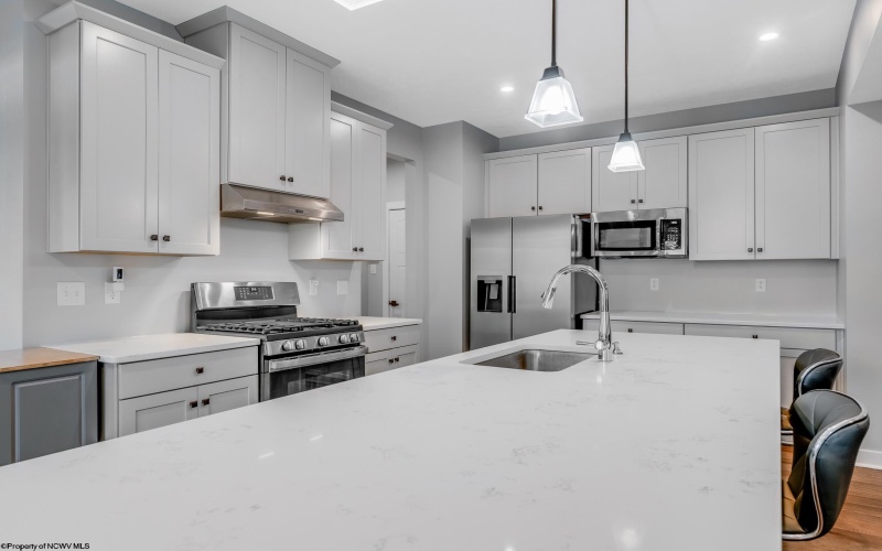 80 Lavista Drive, Morgantown, West Virginia 26508, 4 Bedrooms Bedrooms, 8 Rooms Rooms,2 BathroomsBathrooms,Single Family Detached,For Sale,Lavista,10163060