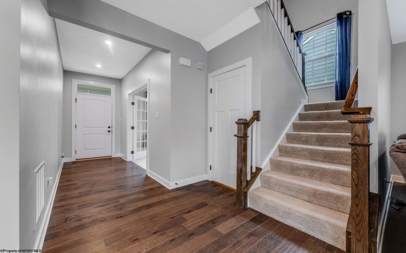 80 Lavista Drive, Morgantown, West Virginia 26508, 4 Bedrooms Bedrooms, 8 Rooms Rooms,2 BathroomsBathrooms,Single Family Detached,For Sale,Lavista,10163060