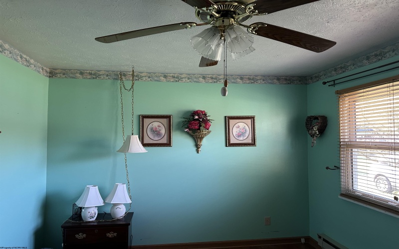 136 Forinash Road, Weston, West Virginia 26452-0000, 3 Bedrooms Bedrooms, 6 Rooms Rooms,2 BathroomsBathrooms,Single Family Detached,For Sale,Forinash,10163062