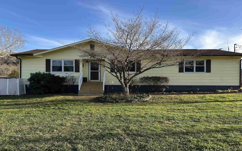 136 Forinash Road, Weston, West Virginia 26452-0000, 3 Bedrooms Bedrooms, 6 Rooms Rooms,2 BathroomsBathrooms,Single Family Detached,For Sale,Forinash,10163062