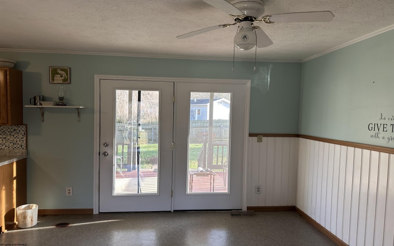 136 Forinash Road, Weston, West Virginia 26452-0000, 3 Bedrooms Bedrooms, 6 Rooms Rooms,2 BathroomsBathrooms,Single Family Detached,For Sale,Forinash,10163062