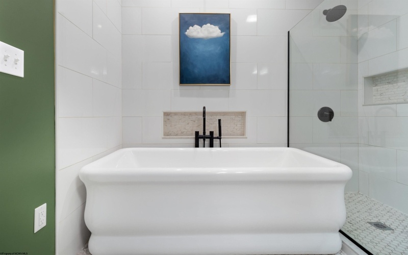 512 Persimmon Lane, Bridgeport, West Virginia 26330, 3 Bedrooms Bedrooms, 8 Rooms Rooms,2 BathroomsBathrooms,Single Family Attached,For Sale,Persimmon,10163072