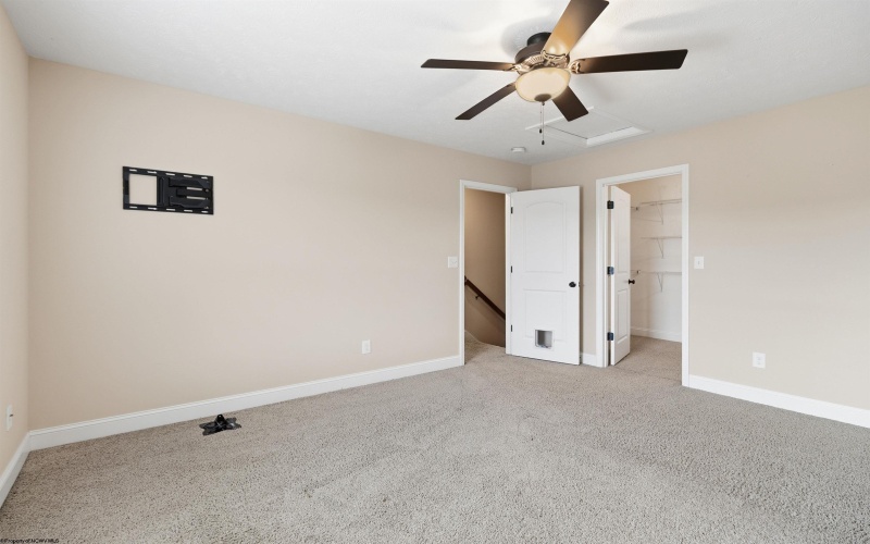 512 Persimmon Lane, Bridgeport, West Virginia 26330, 3 Bedrooms Bedrooms, 8 Rooms Rooms,2 BathroomsBathrooms,Single Family Attached,For Sale,Persimmon,10163072