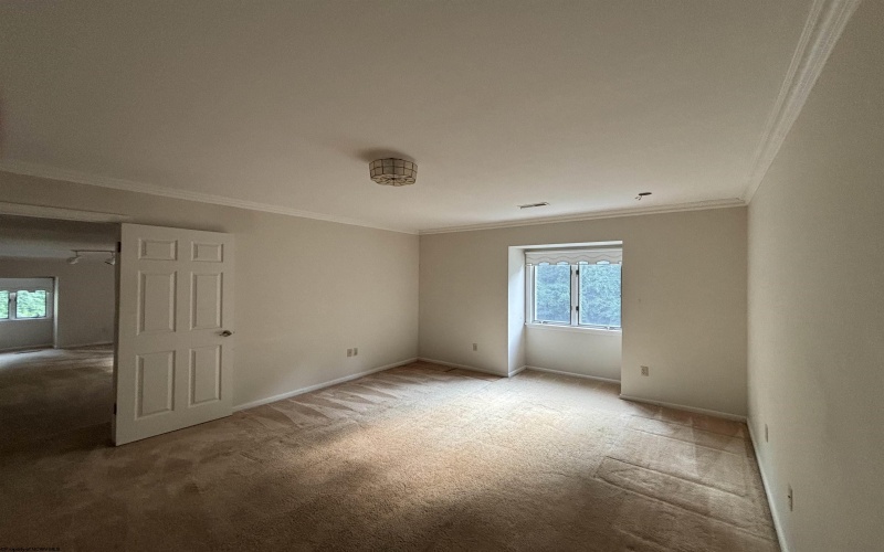 121 Stoneybrook Road, Clarksburg, West Virginia 26301-5658, 3 Bedrooms Bedrooms, 8 Rooms Rooms,2 BathroomsBathrooms,Single Family Detached,For Sale,Stoneybrook,10160756