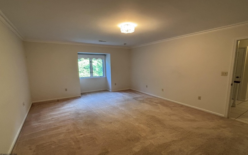 121 Stoneybrook Road, Clarksburg, West Virginia 26301-5658, 3 Bedrooms Bedrooms, 8 Rooms Rooms,2 BathroomsBathrooms,Single Family Detached,For Sale,Stoneybrook,10160756