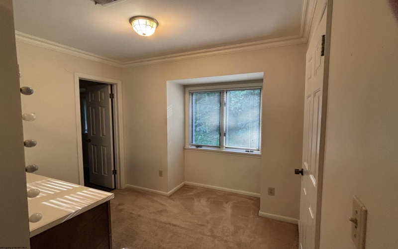 121 Stoneybrook Road, Clarksburg, West Virginia 26301-5658, 3 Bedrooms Bedrooms, 8 Rooms Rooms,2 BathroomsBathrooms,Single Family Detached,For Sale,Stoneybrook,10160756