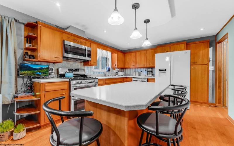 7488 Mason Dixon HWY Highway, Wana, West Virginia 26590, 2 Bedrooms Bedrooms, 7 Rooms Rooms,2 BathroomsBathrooms,Single Family Detached,For Sale,Mason Dixon HWY,10163079