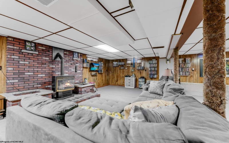 7488 Mason Dixon HWY Highway, Wana, West Virginia 26590, 2 Bedrooms Bedrooms, 7 Rooms Rooms,2 BathroomsBathrooms,Single Family Detached,For Sale,Mason Dixon HWY,10163079