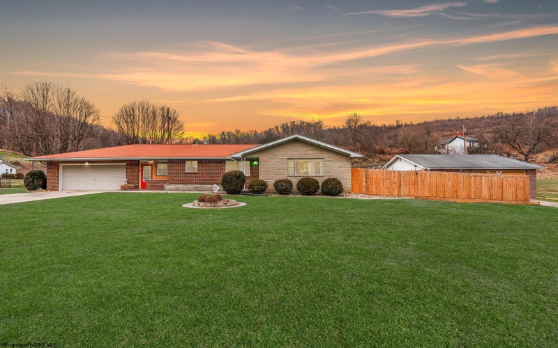 7488 Mason Dixon HWY Highway, Wana, West Virginia 26590, 2 Bedrooms Bedrooms, 7 Rooms Rooms,2 BathroomsBathrooms,Single Family Detached,For Sale,Mason Dixon HWY,10163079