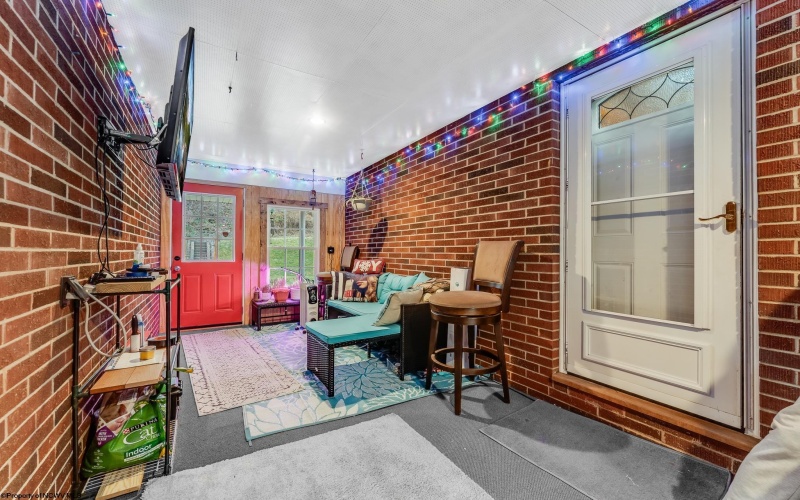 7488 Mason Dixon HWY Highway, Wana, West Virginia 26590, 2 Bedrooms Bedrooms, 7 Rooms Rooms,2 BathroomsBathrooms,Single Family Detached,For Sale,Mason Dixon HWY,10163079