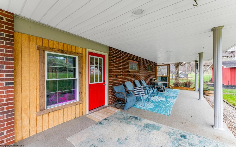 7488 Mason Dixon HWY Highway, Wana, West Virginia 26590, 2 Bedrooms Bedrooms, 7 Rooms Rooms,2 BathroomsBathrooms,Single Family Detached,For Sale,Mason Dixon HWY,10163079