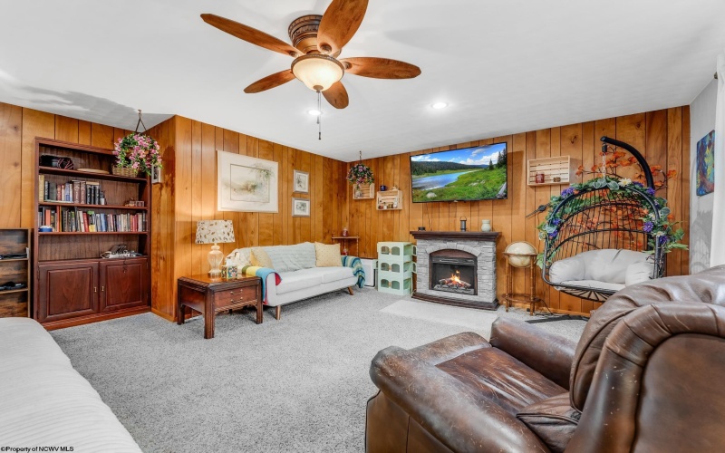 7488 Mason Dixon HWY Highway, Wana, West Virginia 26590, 2 Bedrooms Bedrooms, 7 Rooms Rooms,2 BathroomsBathrooms,Single Family Detached,For Sale,Mason Dixon HWY,10163079