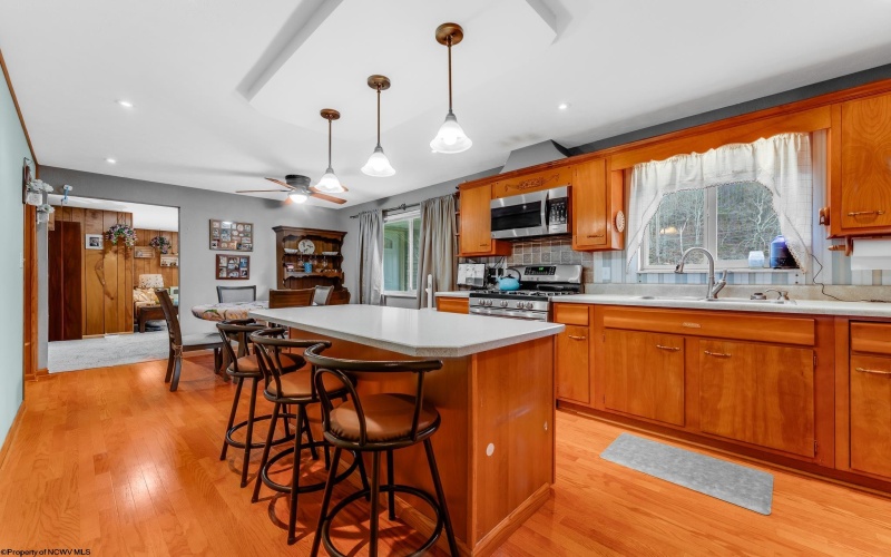 7488 Mason Dixon HWY Highway, Wana, West Virginia 26590, 2 Bedrooms Bedrooms, 7 Rooms Rooms,2 BathroomsBathrooms,Single Family Detached,For Sale,Mason Dixon HWY,10163079