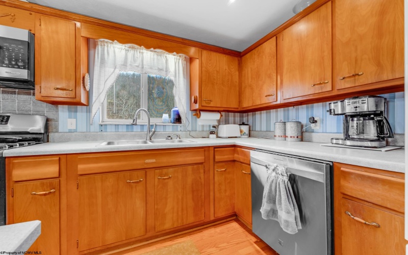 7488 Mason Dixon HWY Highway, Wana, West Virginia 26590, 2 Bedrooms Bedrooms, 7 Rooms Rooms,2 BathroomsBathrooms,Single Family Detached,For Sale,Mason Dixon HWY,10163079