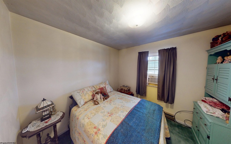 206 Gilbob Street, Fairmont, West Virginia 26554-9998, 3 Bedrooms Bedrooms, 10 Rooms Rooms,1 BathroomBathrooms,Single Family Detached,For Sale,Gilbob,10163077