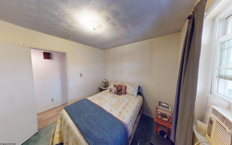 206 Gilbob Street, Fairmont, West Virginia 26554-9998, 3 Bedrooms Bedrooms, 10 Rooms Rooms,1 BathroomBathrooms,Single Family Detached,For Sale,Gilbob,10163077