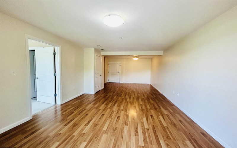 1117 University Avenue, Morgantown, West Virginia 26505, 1 Bedroom Bedrooms, 5 Rooms Rooms,1 BathroomBathrooms,Single Family Attached,For Sale,University,10160407