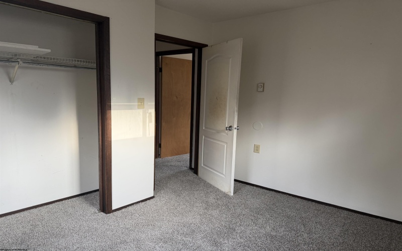 112 Cornell Avenue, Morgantown, West Virginia 26505, ,Multi-unit/income,For Sale,Cornell,10163091